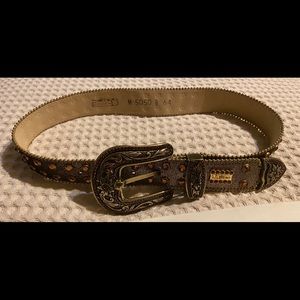 b.b. Simon women’s belt
